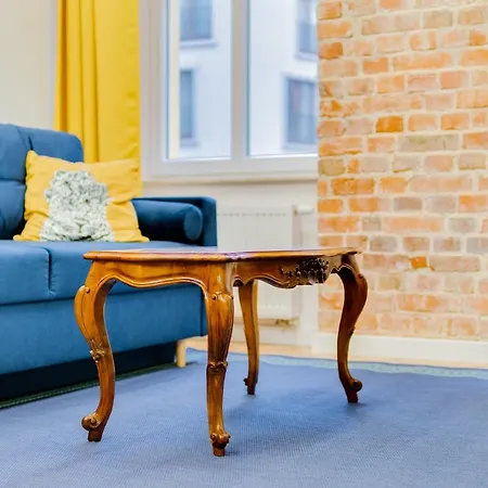 Pleasant ~ 700m Main Square - Self Check-in 24h Апартаменти