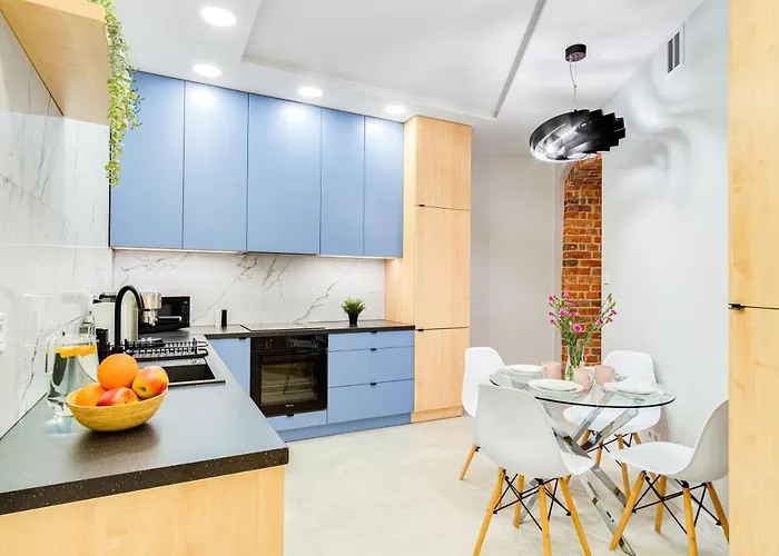 Apartment Pleasant ~ 700m Main Square - Self Check-in 24h